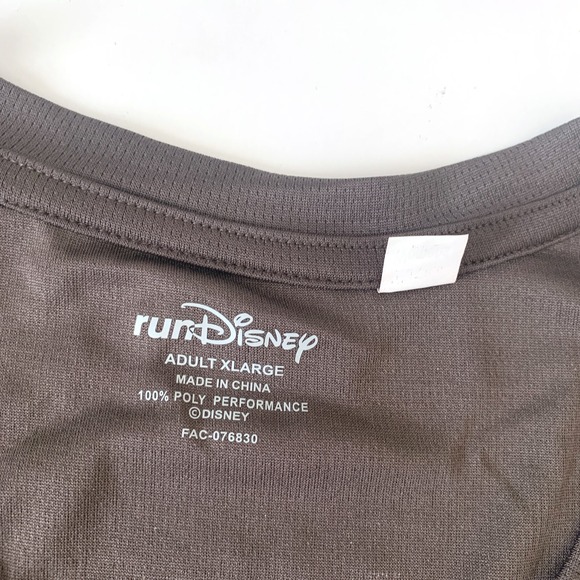 runDisney 2020 Virtual Wine &‎ Dine Half Marathon Weekend Box 4 Medals 4 Shirts - Picture 12 of 16